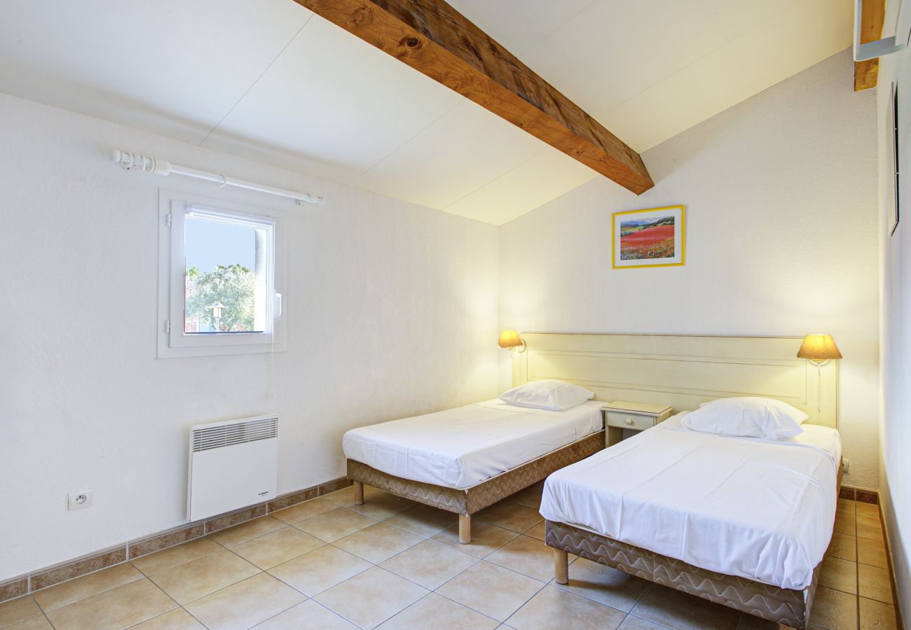 Villa à Homps - Villa duplex climatisé, 4 pers, avec jardin clos