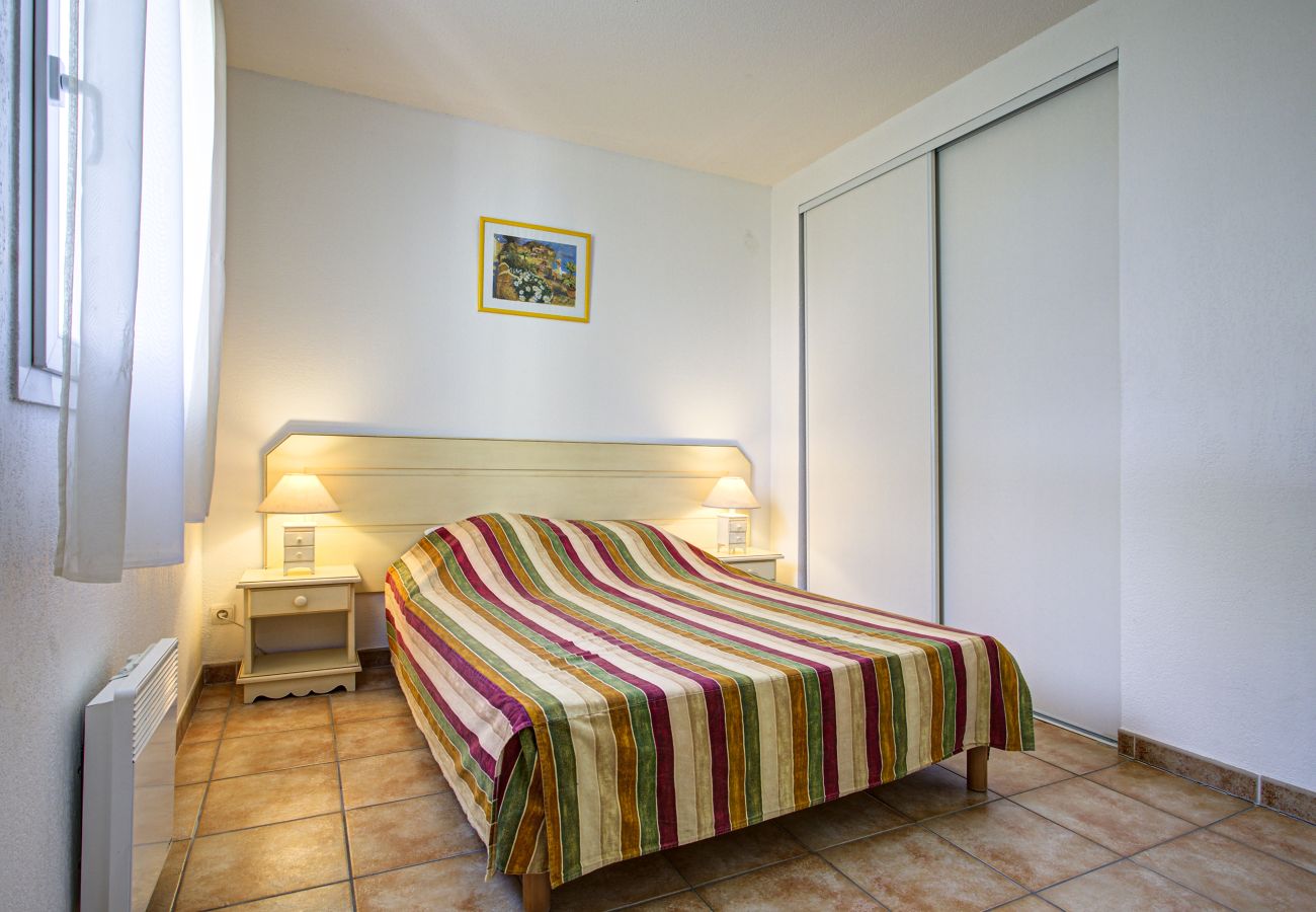 Maison à Homps - Villa 6 pers avec jardin dans résidence avec piscine