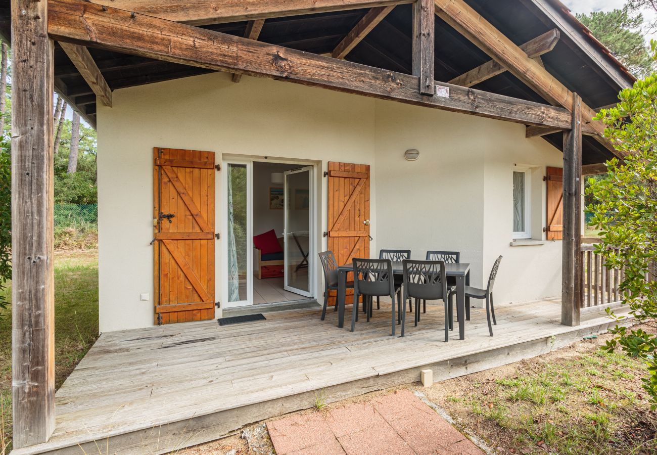 Villa à Ondres - Maisonnette 6 pers dans résidence avec piscine