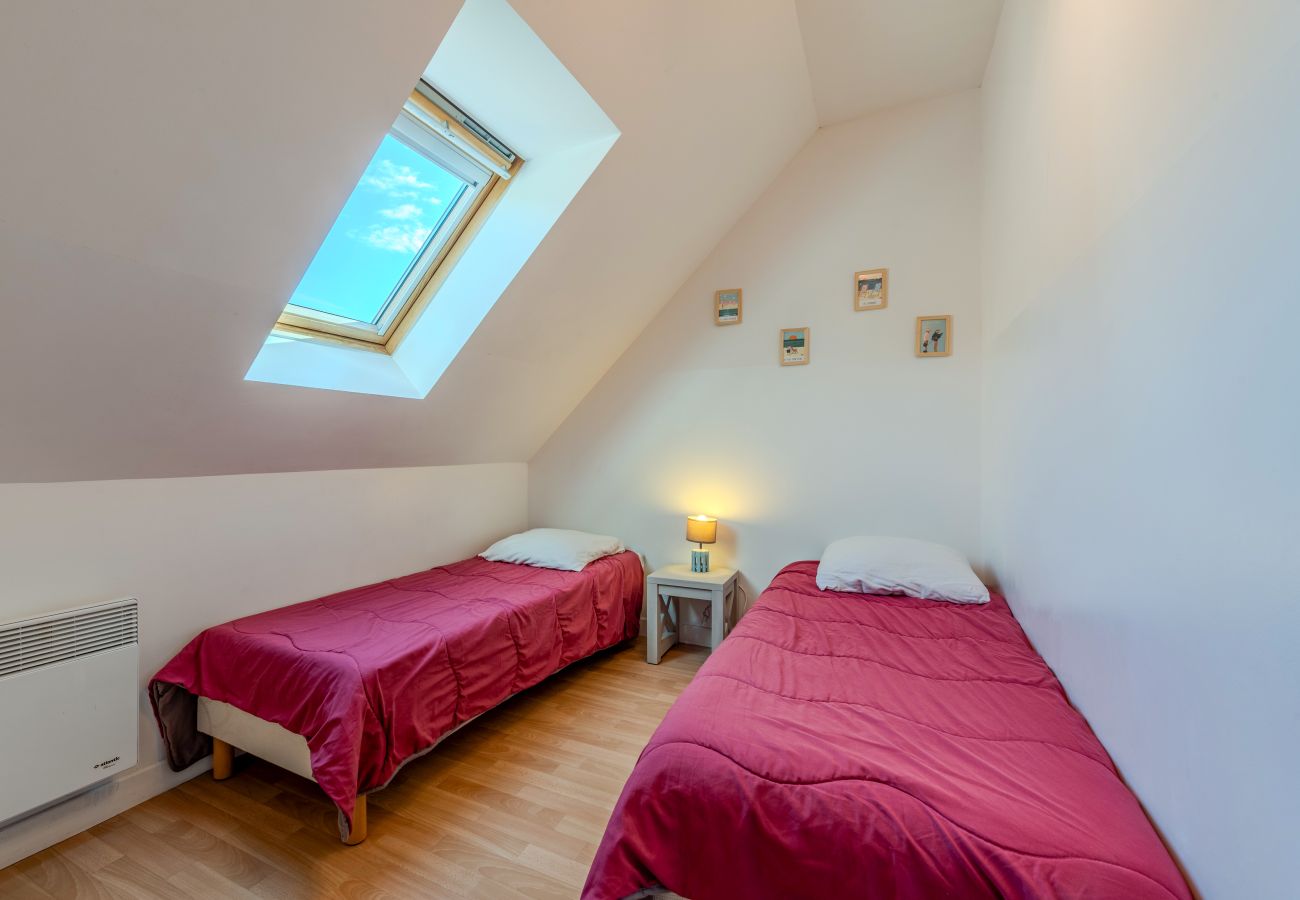 Maison à Saint-Nic - Maison 6 pers dans résidence avec piscine