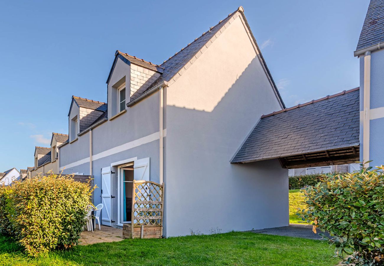 Maison à Saint-Nic - Maisonnette 4 pers dans résidence avec piscine