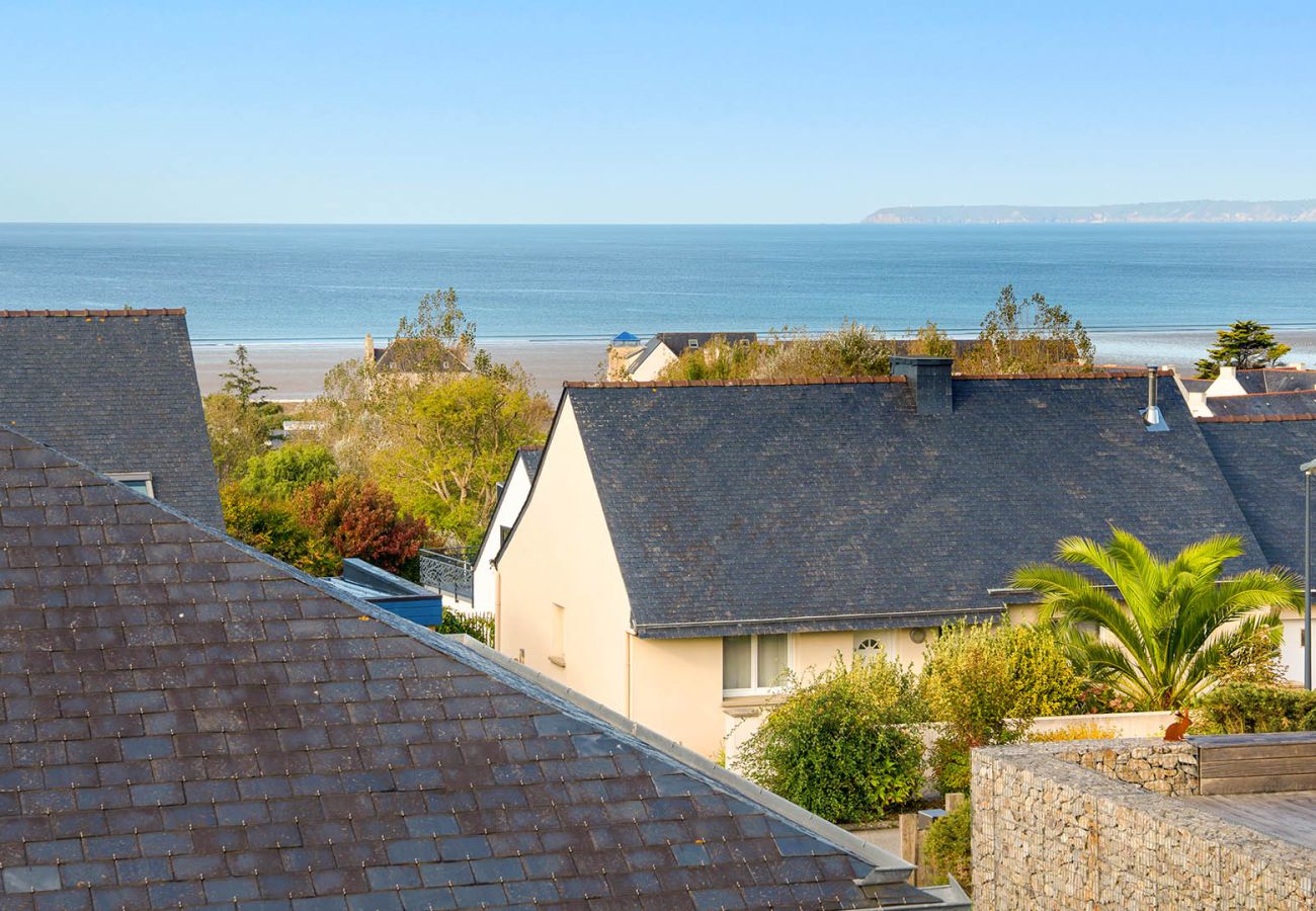 Maison à Saint-Nic - Maisonnette 4 pers dans résidence avec piscine