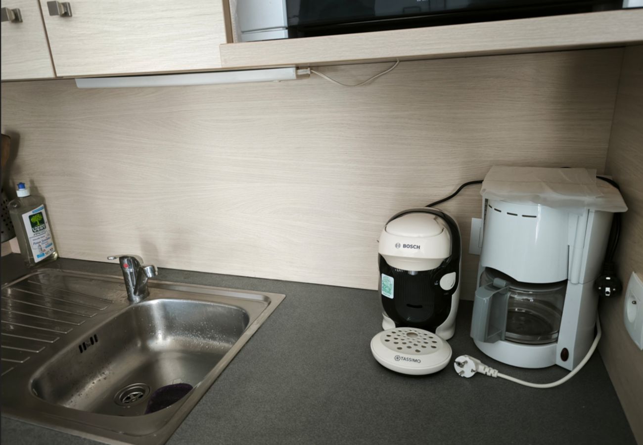 Maison à Saint-Nic - Charmante maison avec extérieur, 4 pers