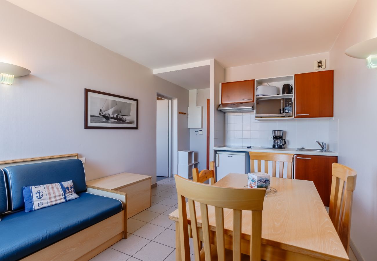 Appartement à La Tranche-sur-Mer - Bel Appt 5 pers en bord de plage avec piscine