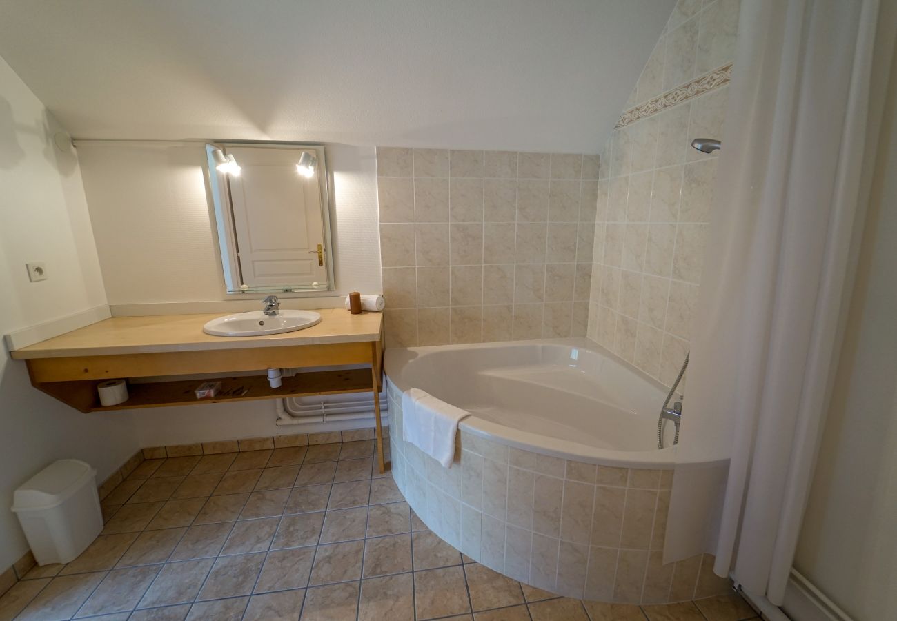 Appartement à Giez - Appartement duplex, 10 pers, vue nature