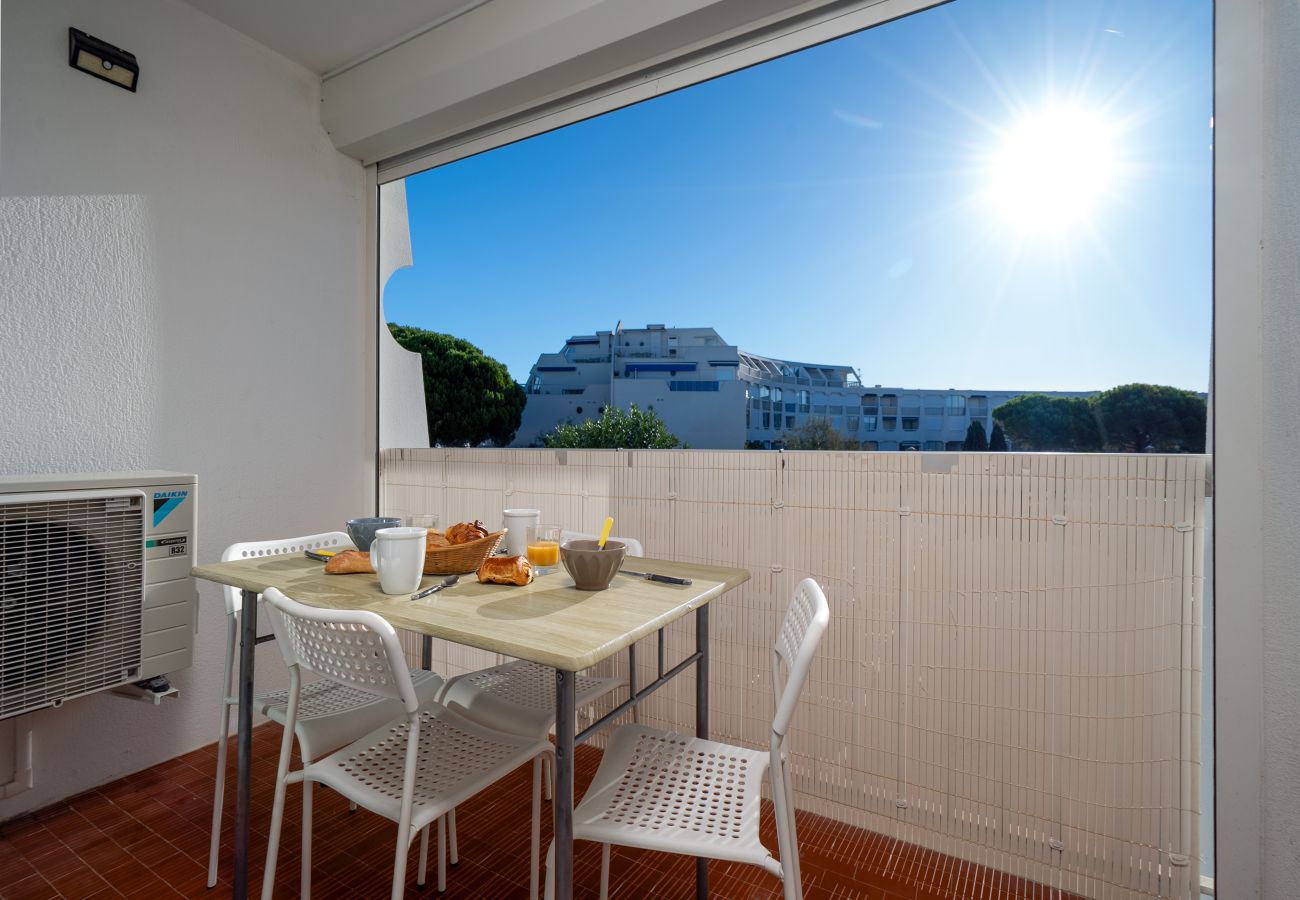 Studio à Le Grau-du-Roi - Studio rénové, 4 pers, balcon