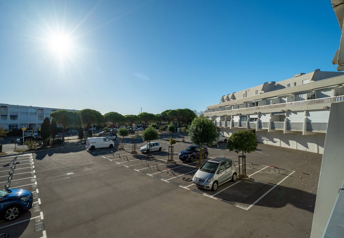 Studio à Le Grau-du-Roi - Studio rénové, 4 pers, balcon