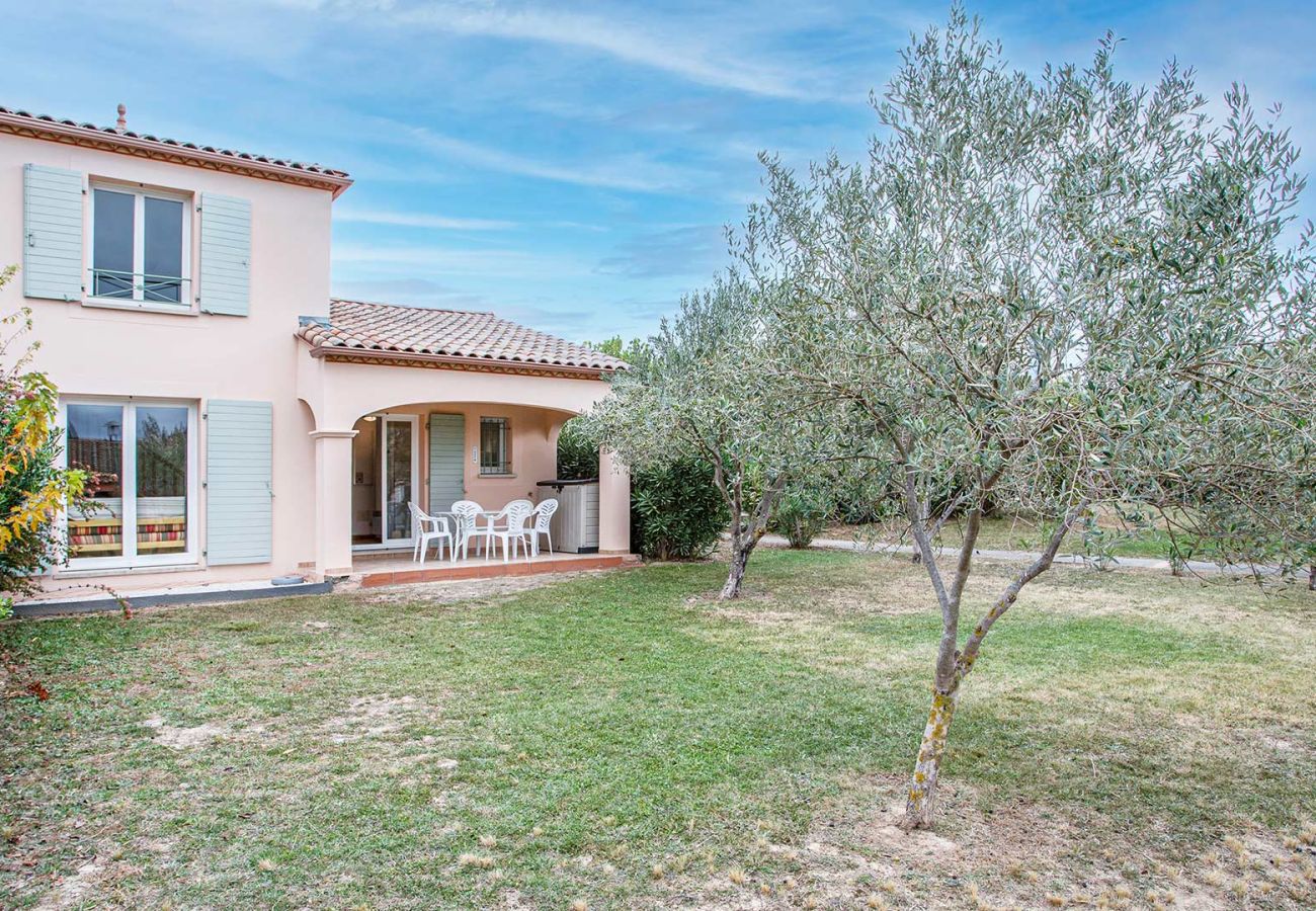 Villa à Homps - Belle villa avec jardin 8 pers