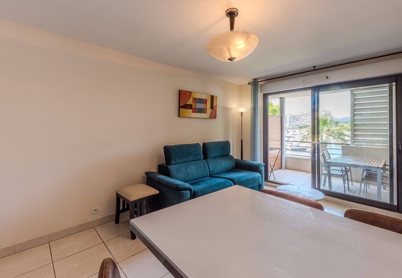 Appartement à Mandelieu-la-Napoule - Bel Appt 4 pers vue Marina