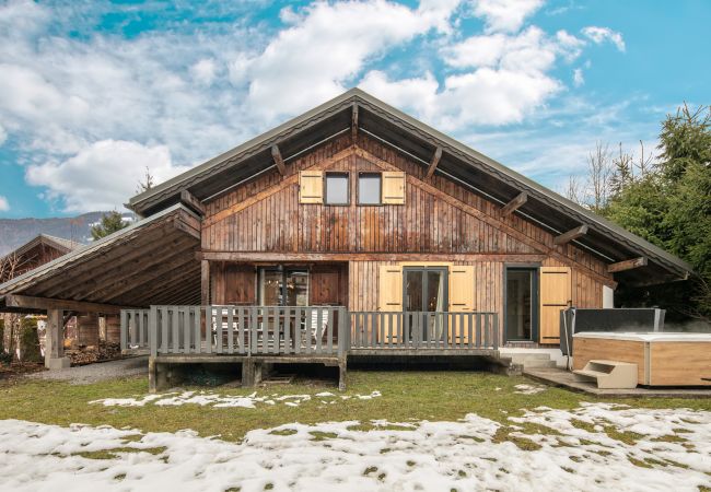 Chalet à Morillon - Chalet 8 pers au bord du Lac Bleu