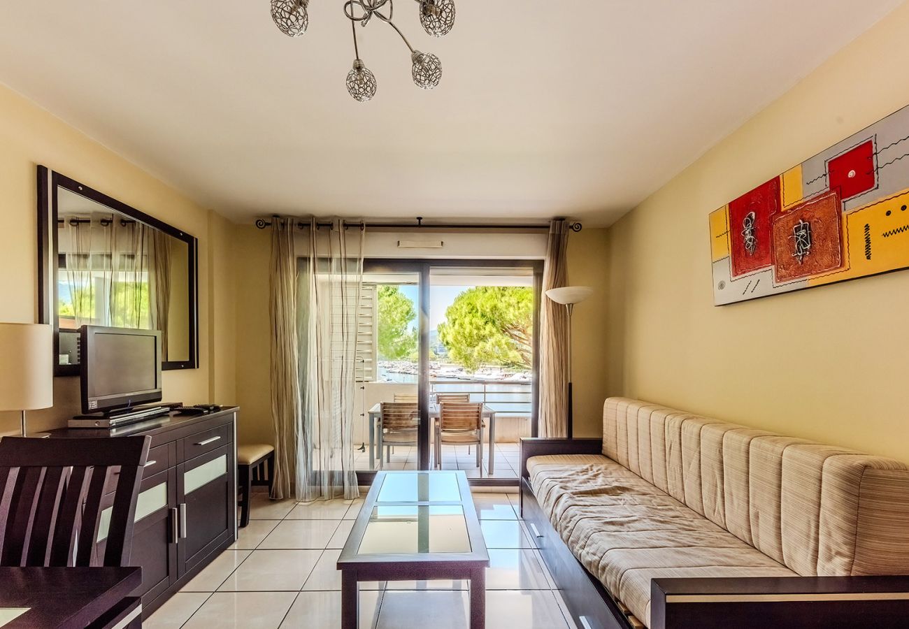 Appartement à Mandelieu-la-Napoule - Bel Appt 4 pers vue Marina