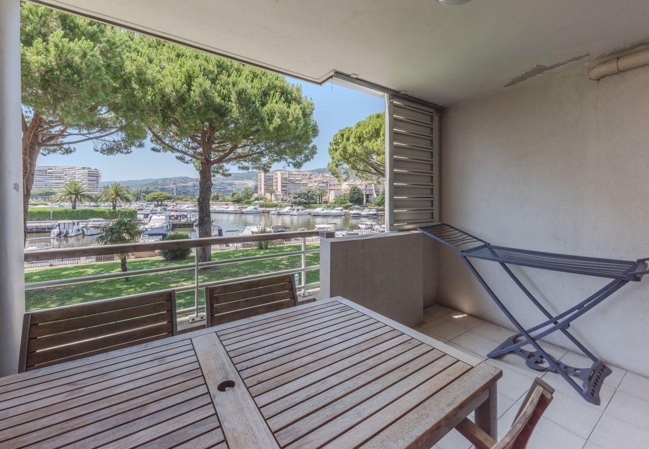 Appartement à Mandelieu-la-Napoule - Bel apart 4 pers proche de la marina