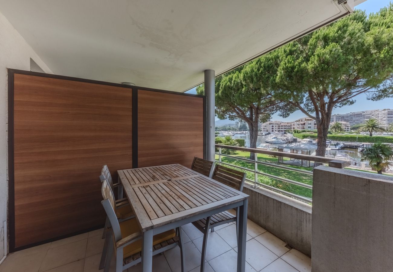 Appartement à Mandelieu-la-Napoule - Bel apart 4 pers proche de la marina