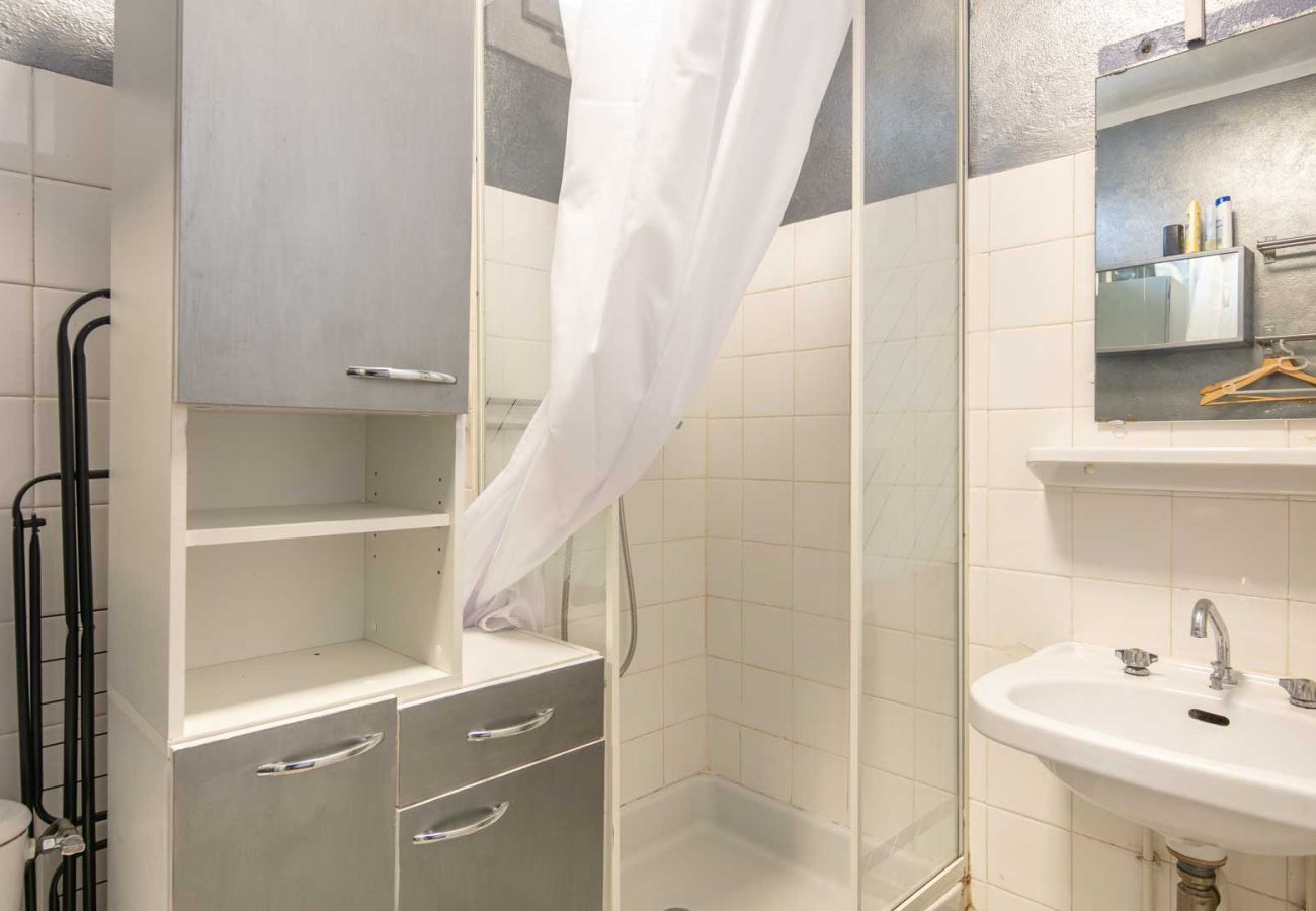 Appartement à Chamrousse - Bel APPT pour 6 pers près des pistes