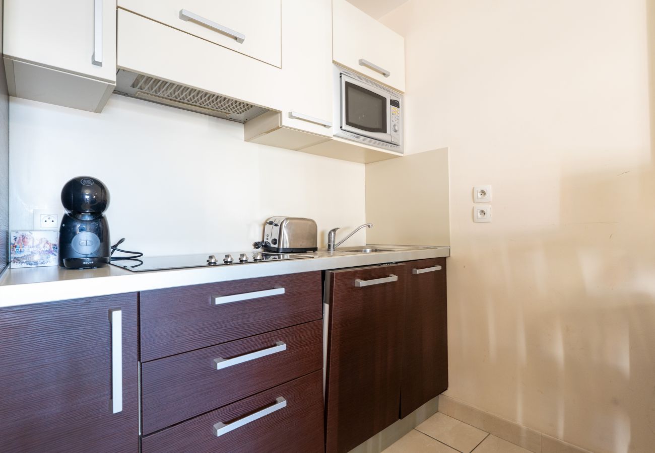 Appartement à Mandelieu-la-Napoule - Bel Appt climatisé pour 4pers 