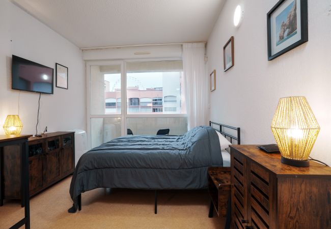 Studio à Agde - Studio équipé 2 pers en centre ville