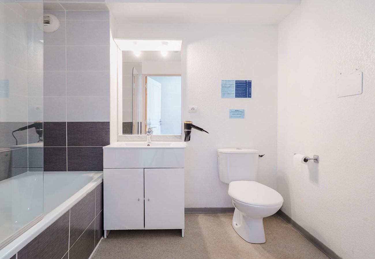 Studio à Agde - Studio équipé 2 pers en centre ville