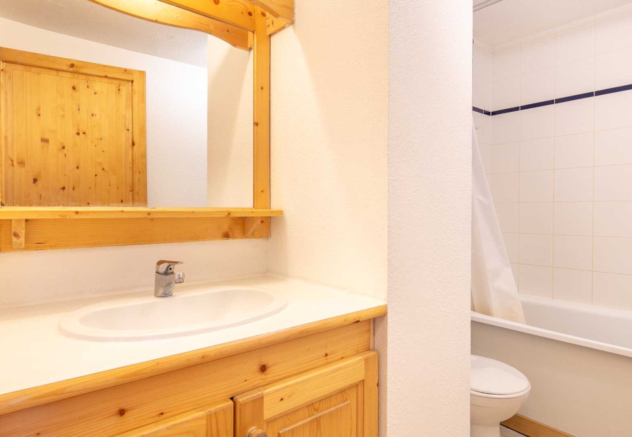 Appartement à Saint-Sorlin-d´Arves - Appartement lumineux 6 pers - Balcon - Parking - Piscine