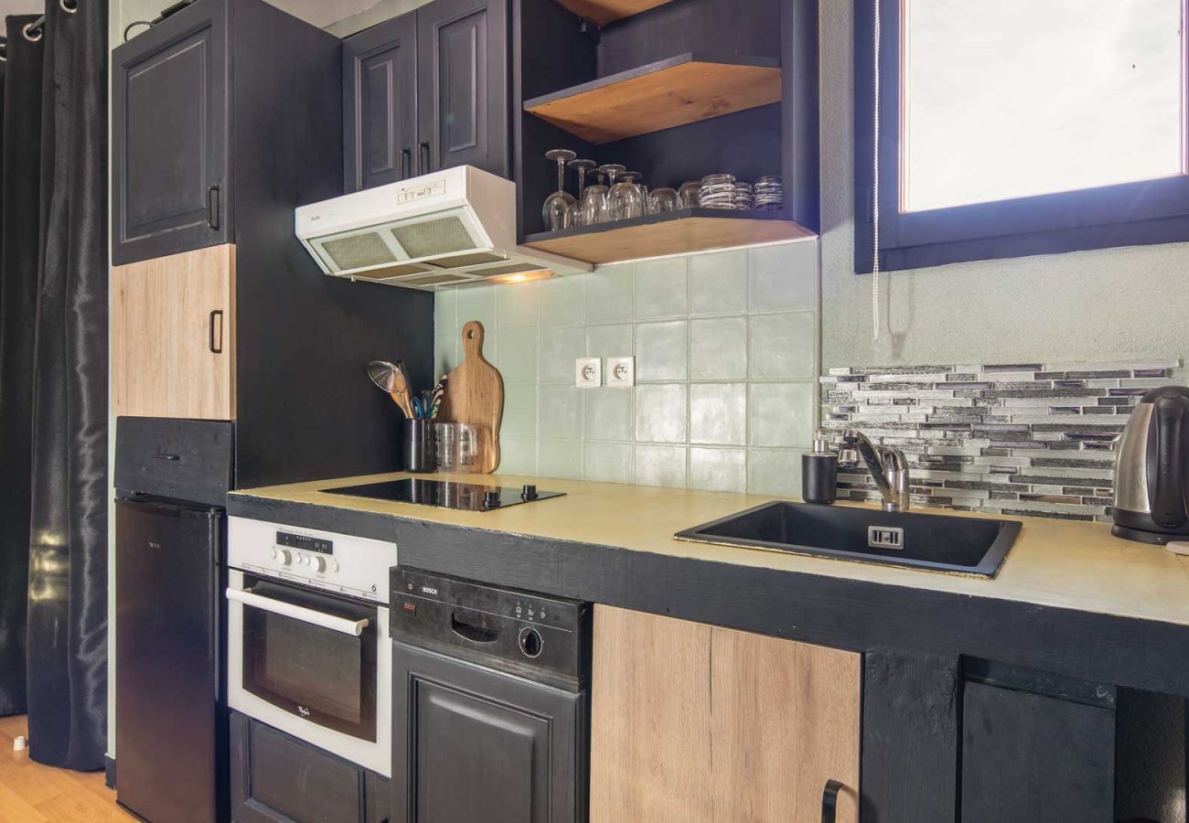 Studio à Giez - Studio accueillant 2 pers - Balcon - Piscine