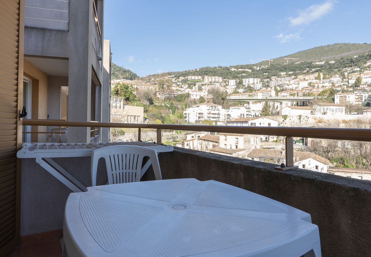 Appartement à Grasse - Charmant appartement 4 pers, balcon, vue montagne