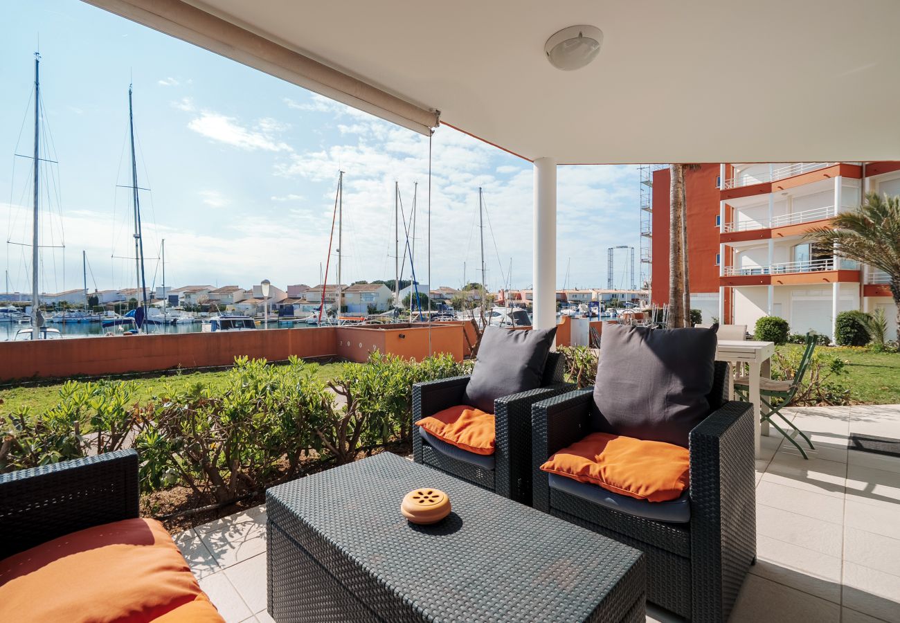 Appartement à Agde - Charmant appartement avec terrasse, 6 pers, vue sur le port