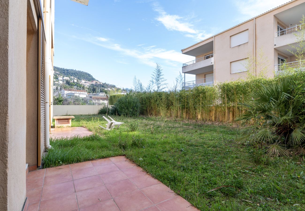 Appartement à Grasse - Appartement lumineux 4 pers, avec Jardin