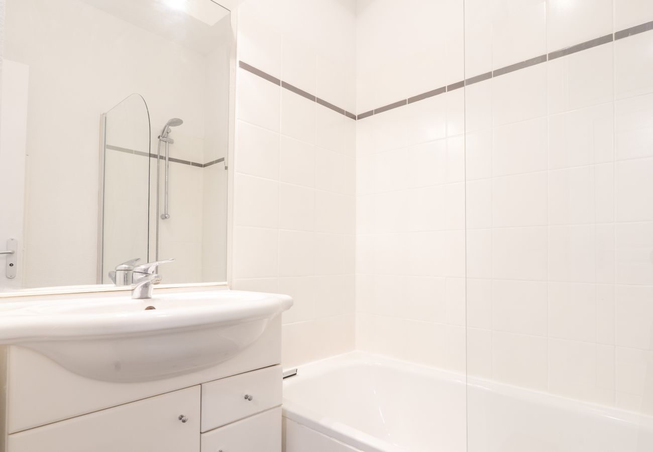 Appartement à Grasse - Appartement lumineux 4 pers, avec Jardin