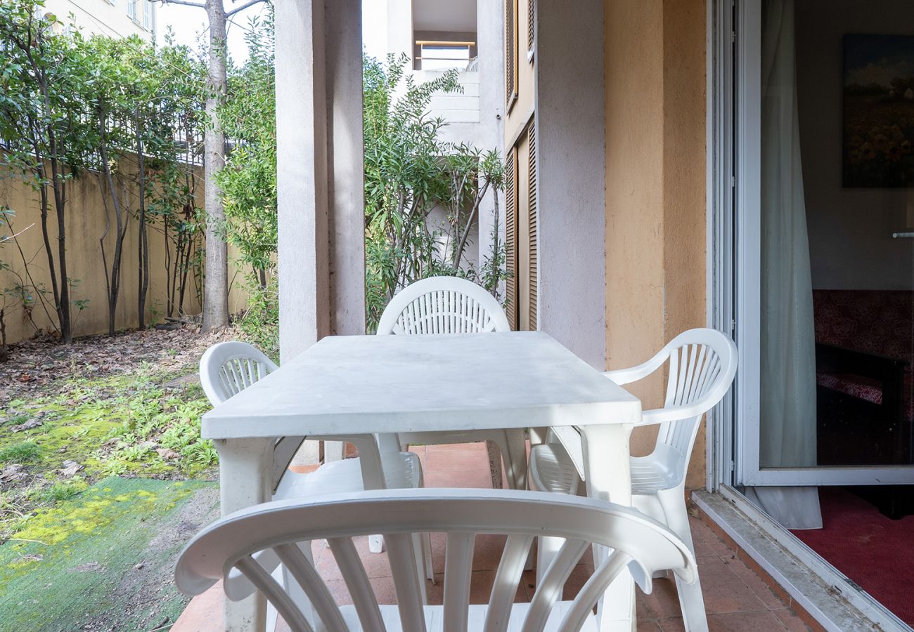 Appartement à Grasse - Joli appartement avec jardin,  4 pers
