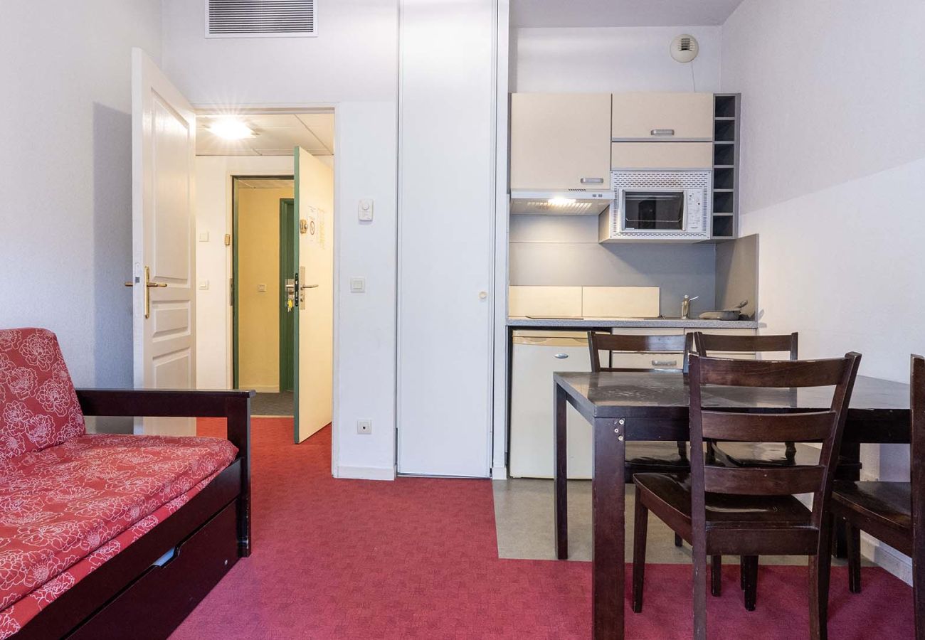 Appartement à Grasse - Joli appartement avec jardin,  4 pers