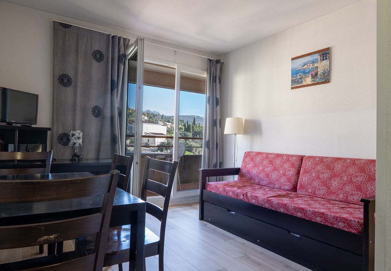 Appartement à Grasse - Appartement lumineux 4 pers, avec balcon