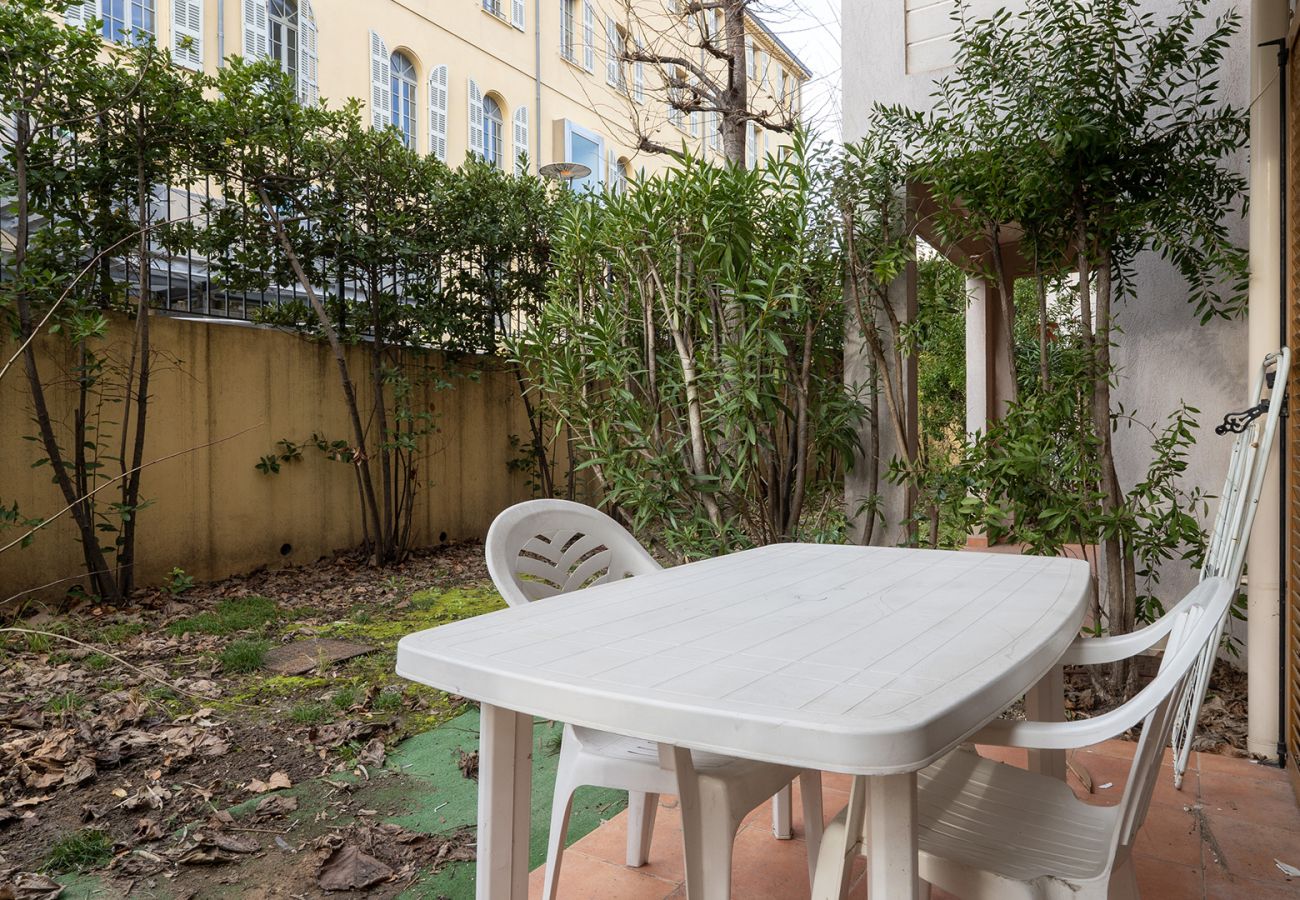 Studio à Grasse - Mignon studio 2 pers avec terrasse