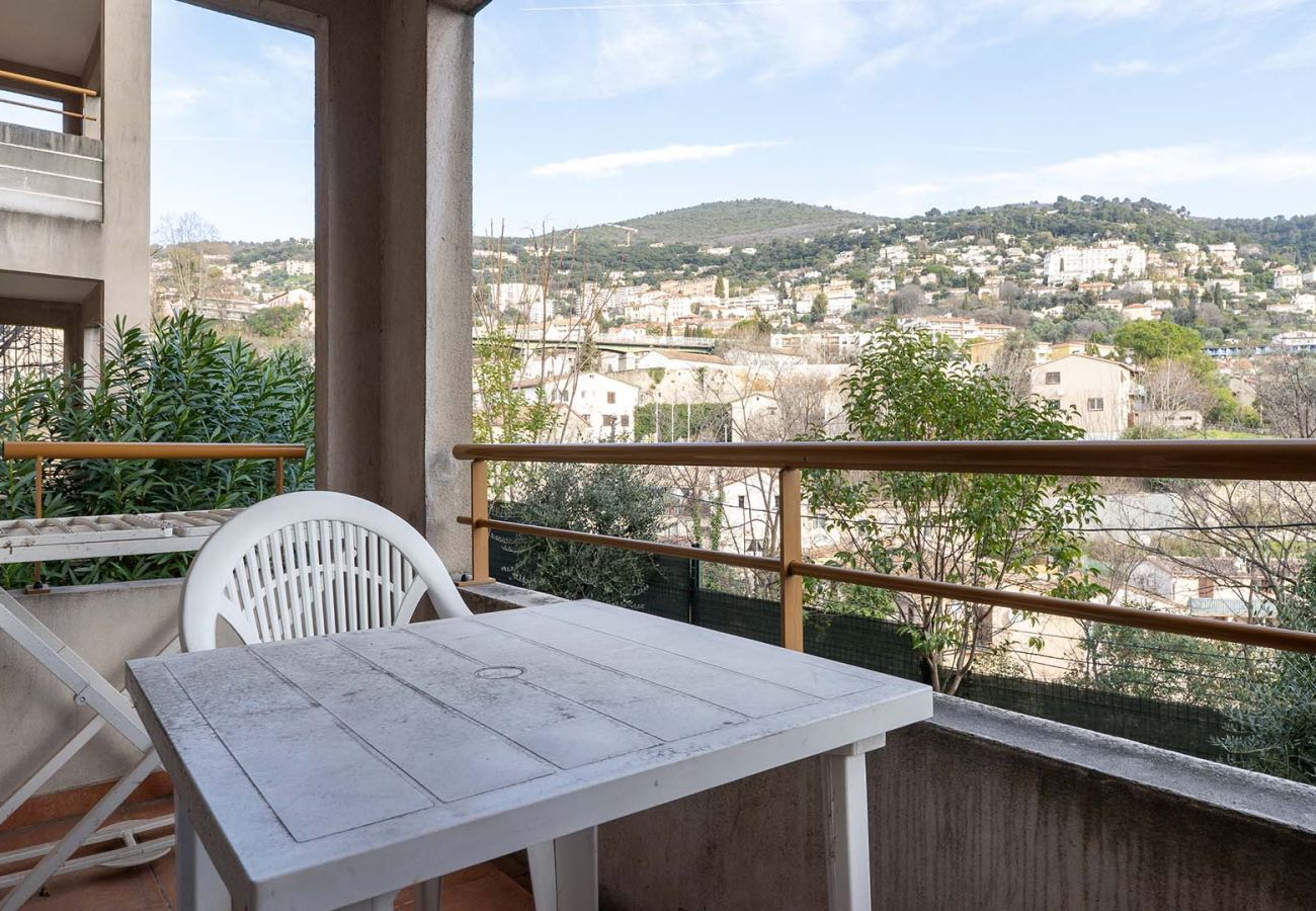 Appartement à Grasse - Charmant appartement 4 pers avec balcon