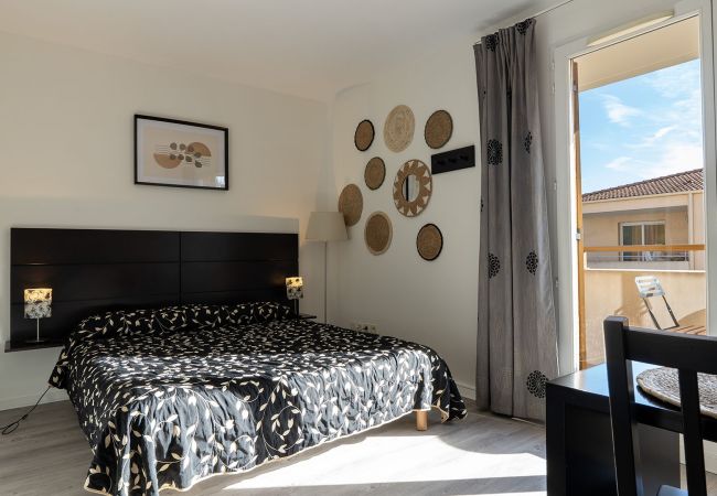 Studio à Grasse - Studio climatisé 2 pers proche des commerces 