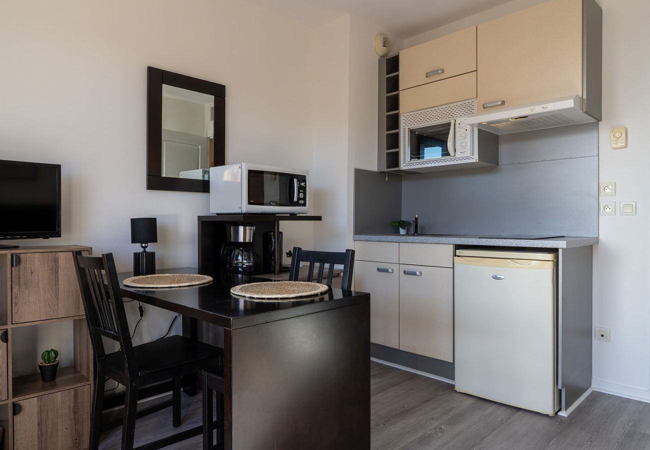 Studio à Grasse - Studio climatisé 2 pers proche des commerces 