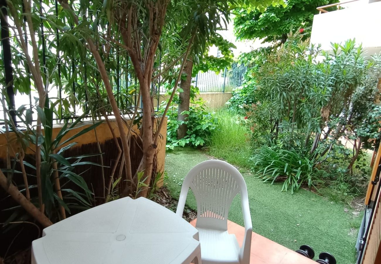 Appartement à Grasse - charmant appartement 4 pers avec terrasse et clim
