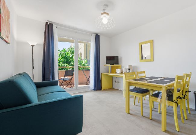 Appartement à Grasse - Appt lumineux 4 pers, proximité immédiate commerces