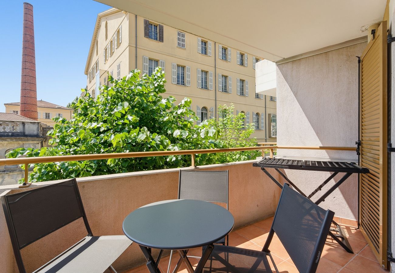 Appartement à Grasse - Appt lumineux 4 pers, proximité immédiate commerces