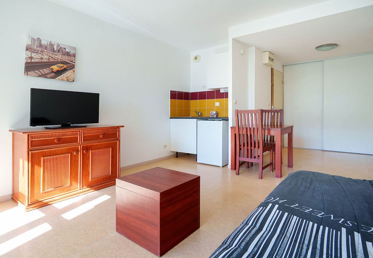 Studio à Agde - Charmant Studio - 2pers - proche mer
