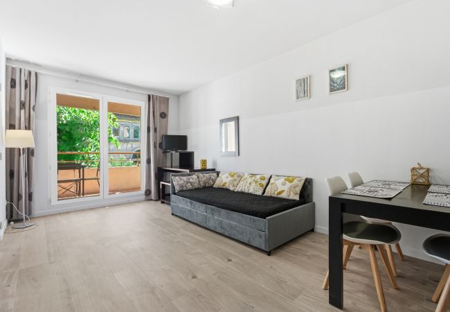 Appartement à Grasse - Appartement lumineux 4 pers, avec balcon