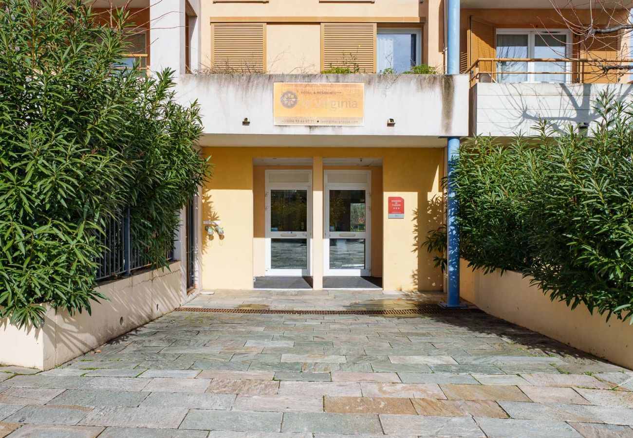 Appartement à Grasse - Appartement lumineux 4 personnes vue montagne