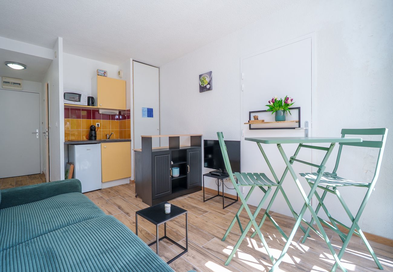 Studio à Agde - Beau studio 2 pers rénové proche de la mer