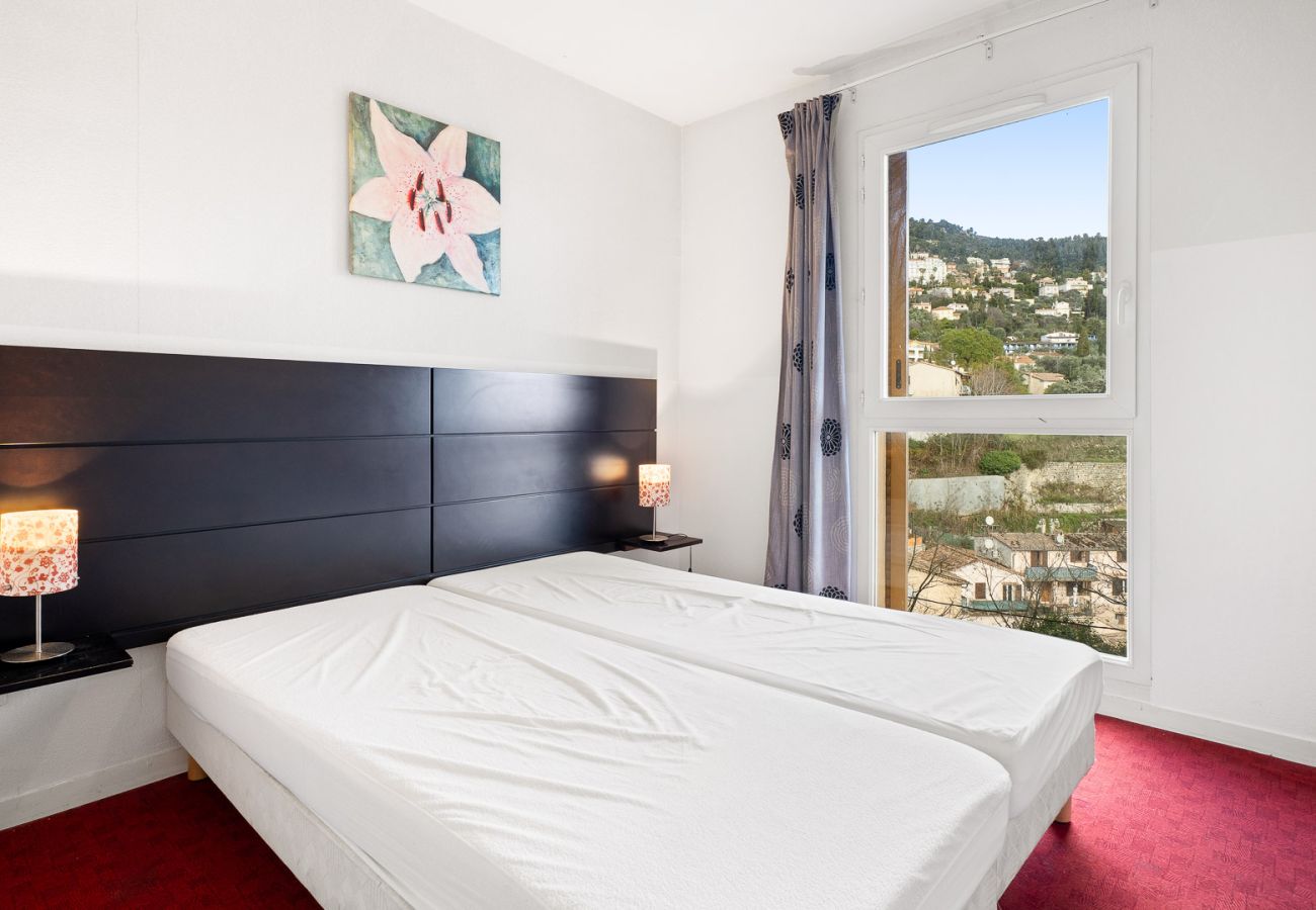 Appartement à Grasse - Appartement lumineux avec piscine 4 pers
