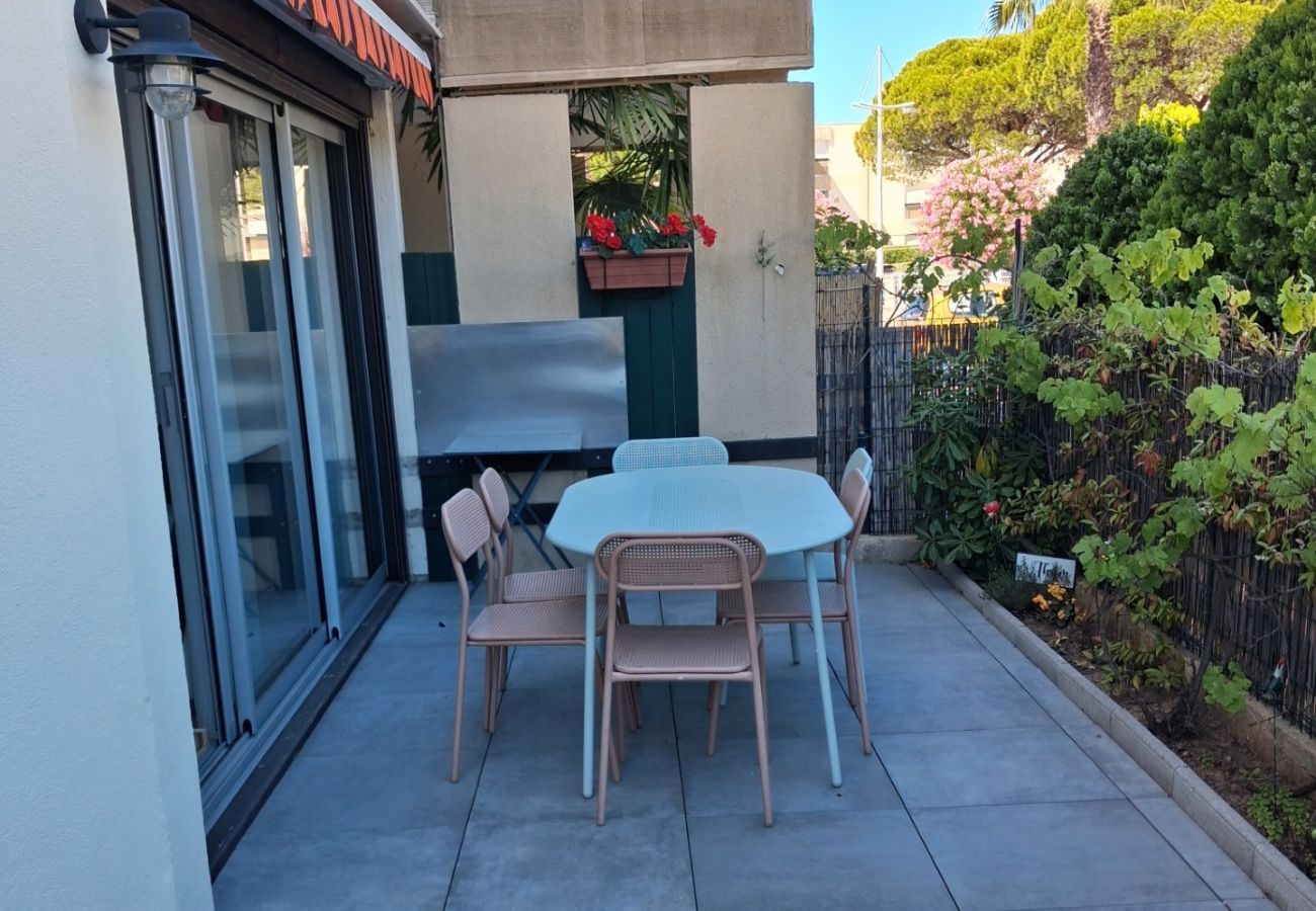 Appartement à Le Grau-du-Roi - Appartement lumineux proche de la mer 4 pers