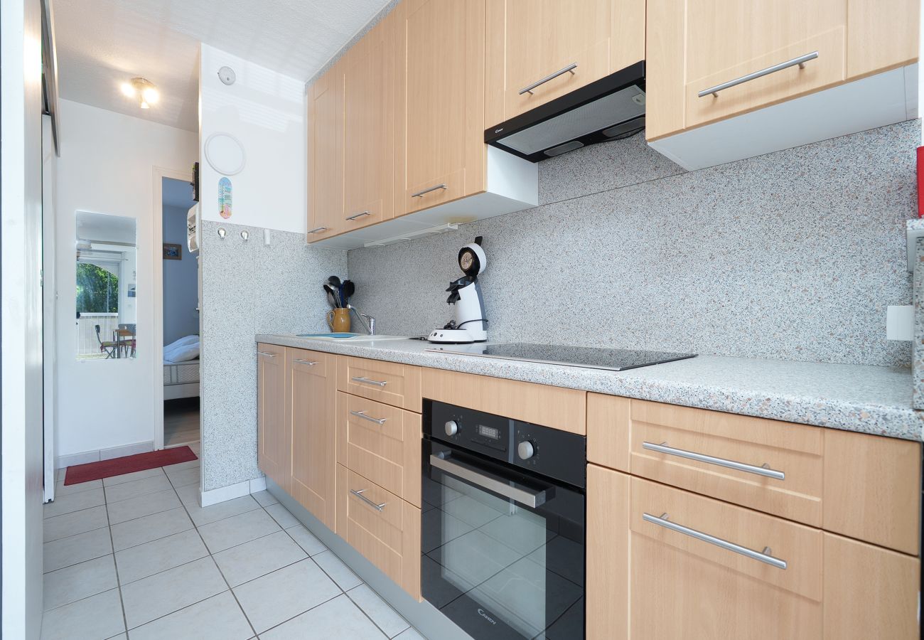 Appartement à Agde - Appartement climatisée à 300m de la plage, parking privé