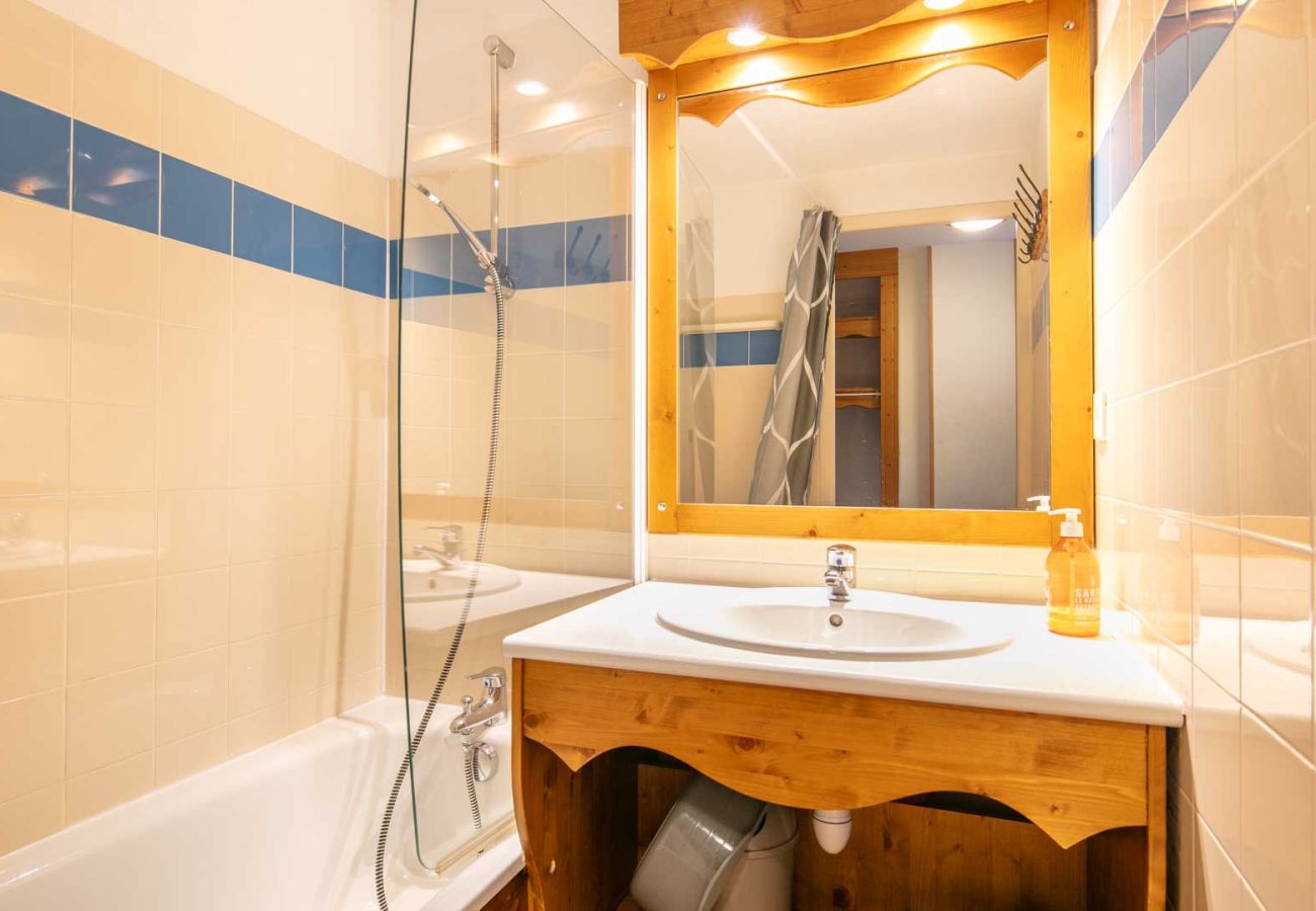 Appartement à Chamrousse - Appartement familial avec balcon vue montagne