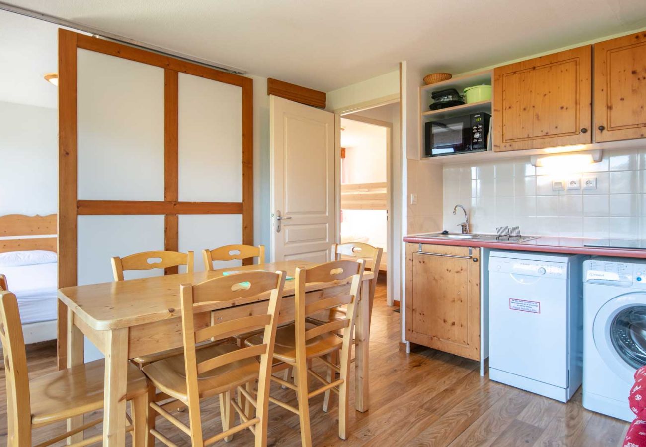 Appartement à Chamrousse - Appartement familial avec balcon vue montagne