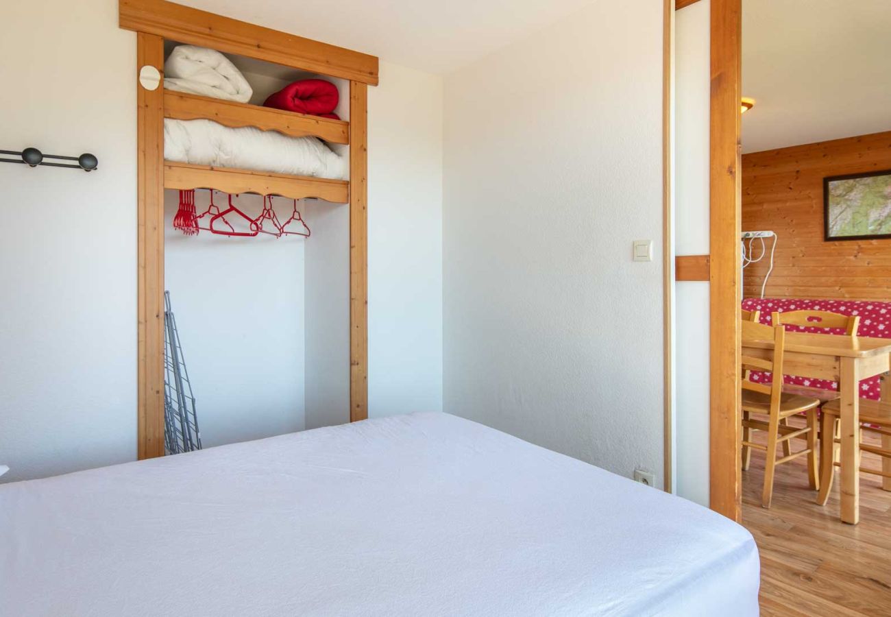 Appartement à Chamrousse - Appartement familial avec balcon vue montagne