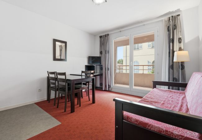 Appartement à Grasse - Appartement avec balcon et piscine