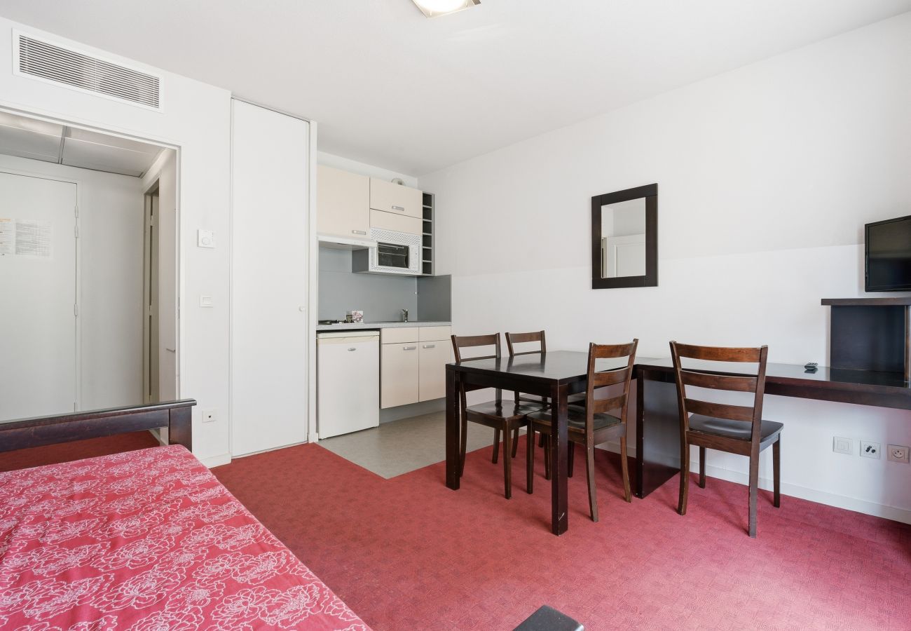 Appartement à Grasse - Appartement avec balcon et piscine