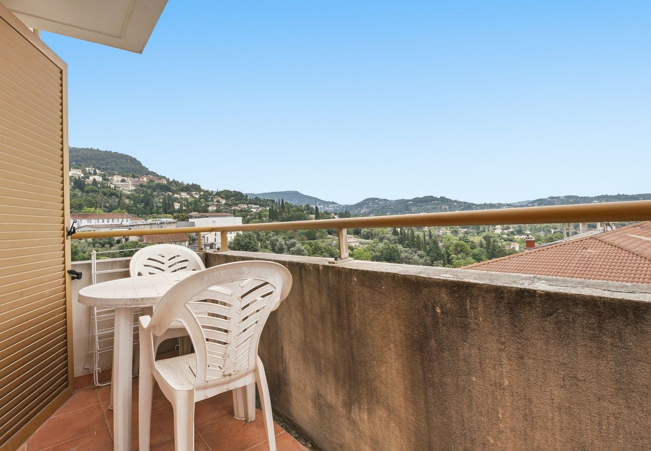 Studio à Grasse - Studio avec piscine vue nature